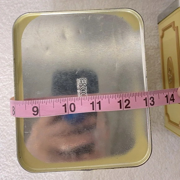 Vintage  Ekco Canada Limited Yellow Tan Metal Canister Set Flour Sugar - Picture 12 of 12